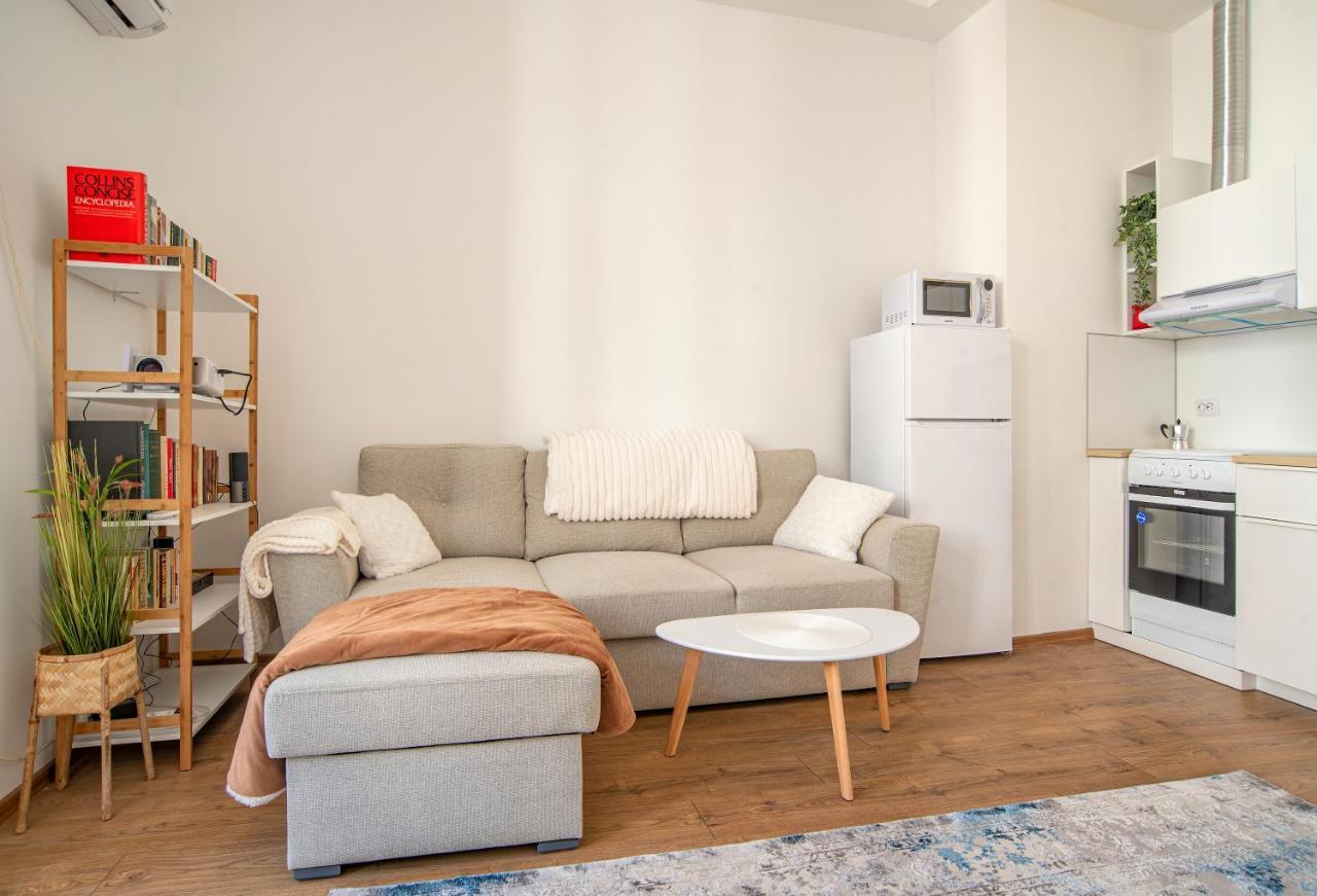 Supreme Luxury 1 Bedroom Apartament