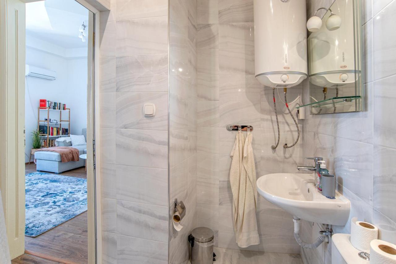 Supreme Luxury 1 Bedroom Apartament